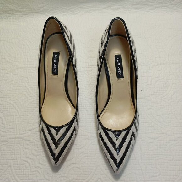 Nine West Stilettos Heels Size 6M Black & White Chevron Pointed Toe Womens - Picture 3 of 10